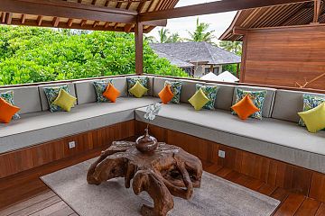 Панорамный лаунж