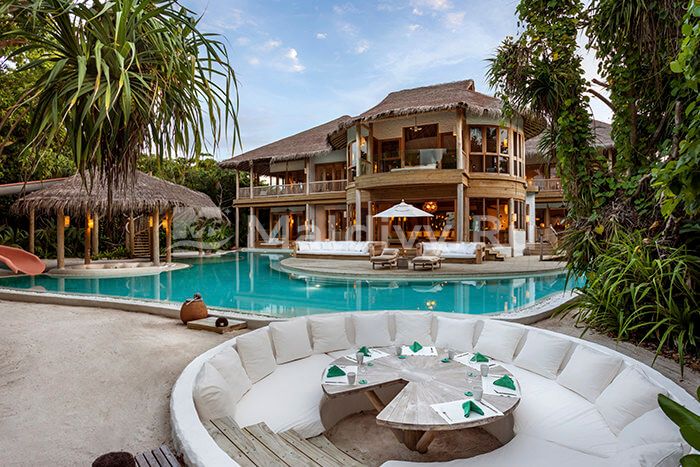 Круглый лаунж