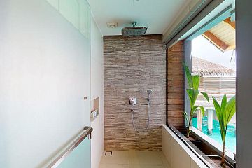 Закрытый душ